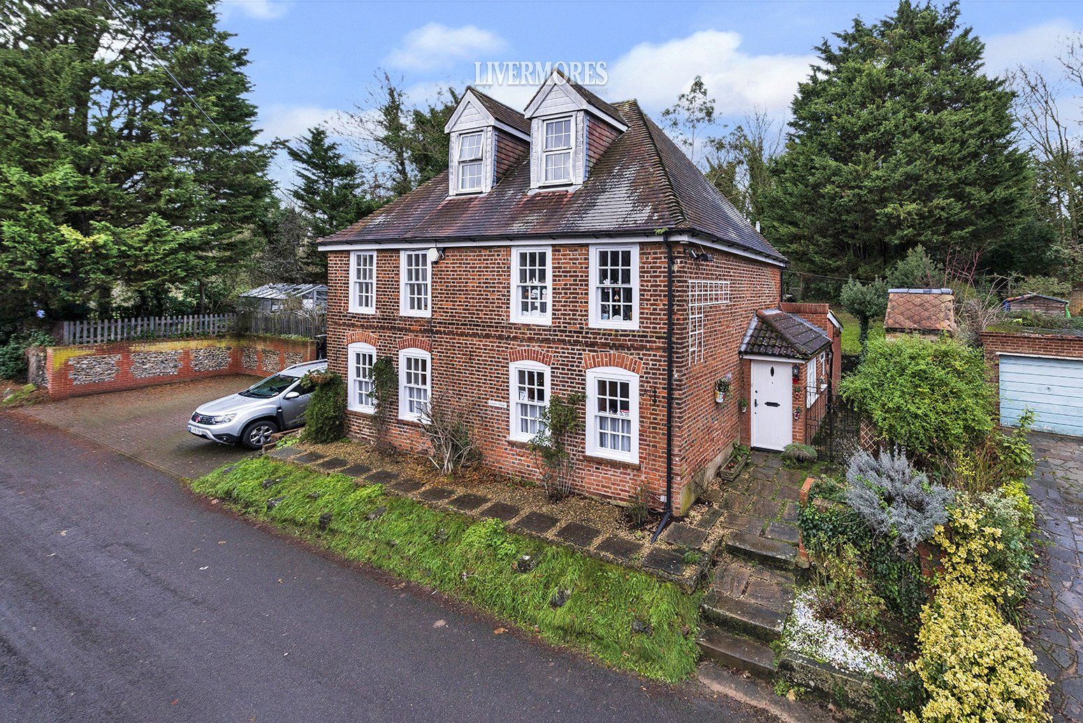 4 bed detached house for sale in Darenth Road South, Dartford, Kent DA2