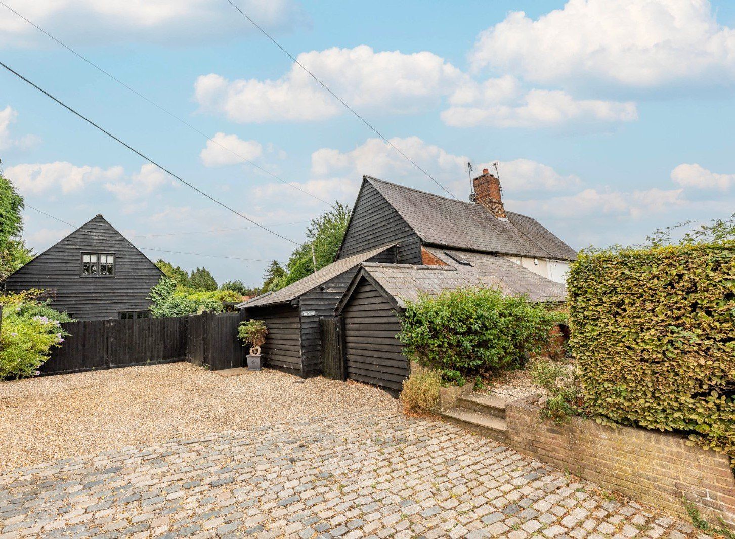 5 bed semidetached house for sale in Vicarage Lane, Ugley,