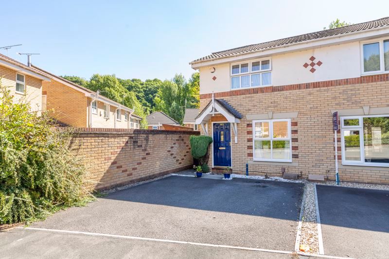 3 bed semidetached house for sale in Robertson Drive, St. Annes Park