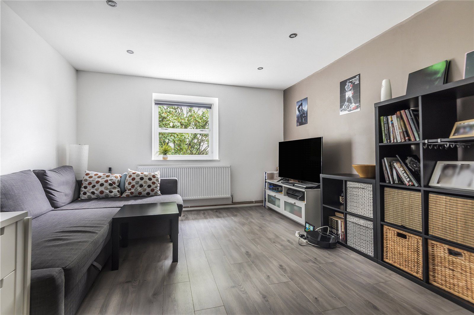 1 bed flat for sale in Millstream Close, Palmers Green, London