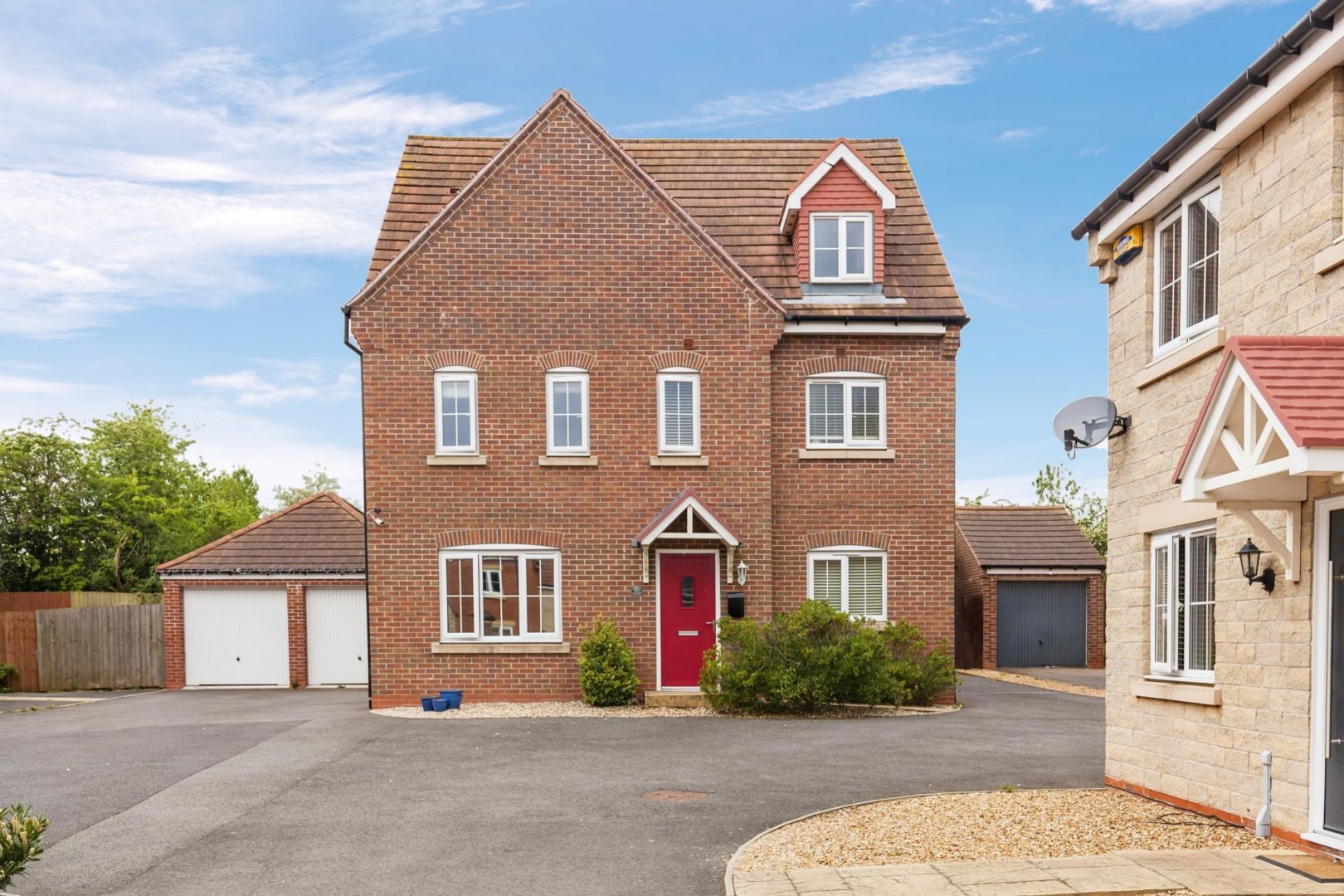5 bed detached house for sale in Dexters Grove, Hucknall NG15 Zoopla