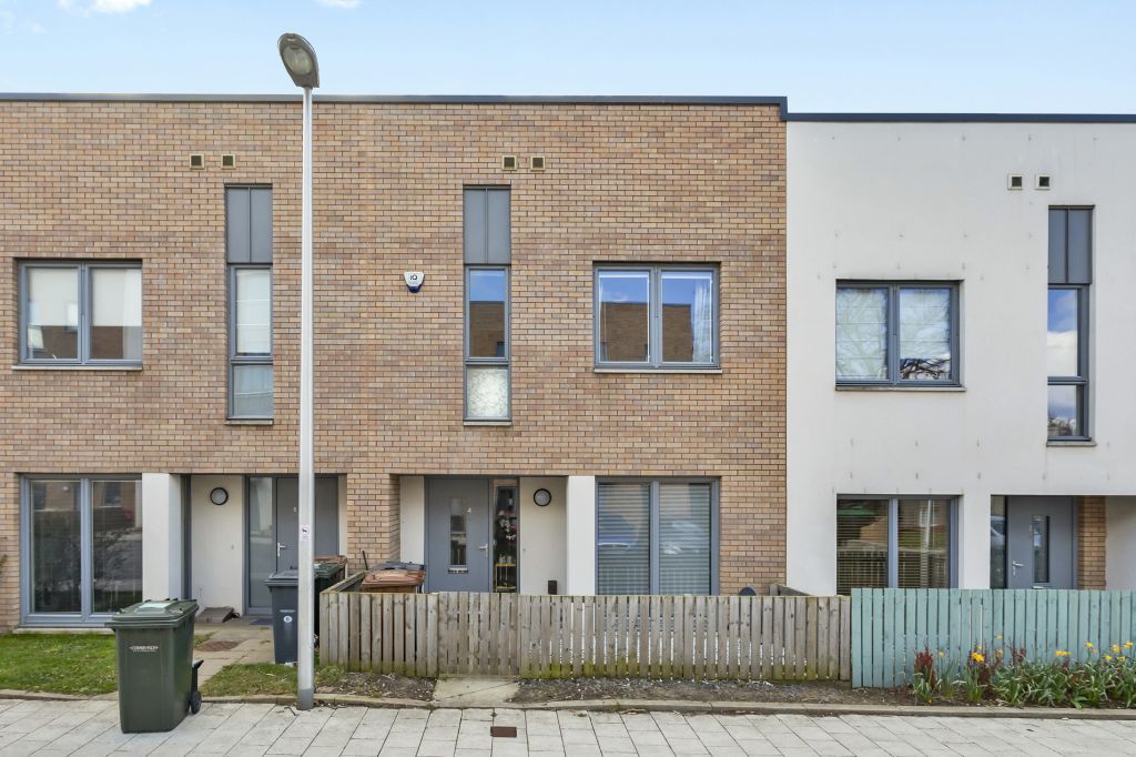 4 Philip Terrace, Gracemount, Edinburgh EH16  