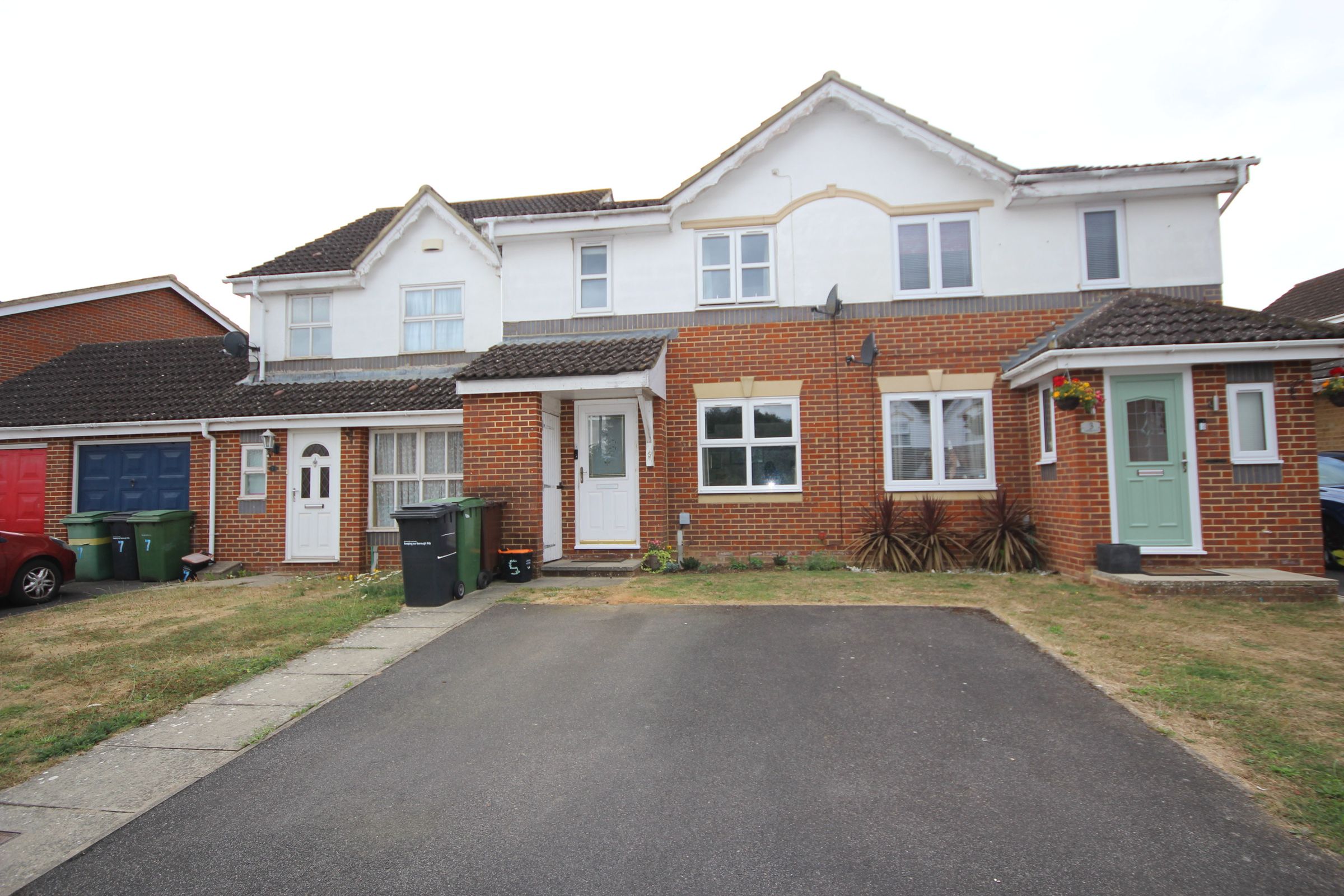 3 bed terraced house for sale in Larking Drive, Allington ME16 Zoopla