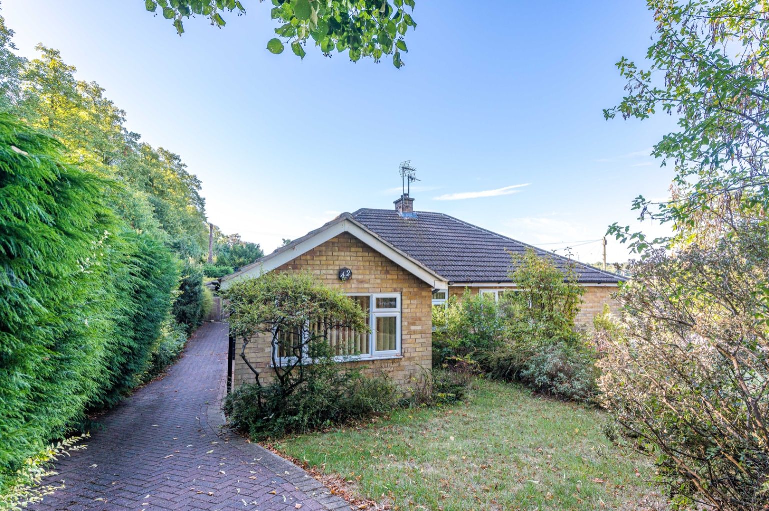 2 bed semidetached bungalow for sale in St. Vincents Road, Grantham