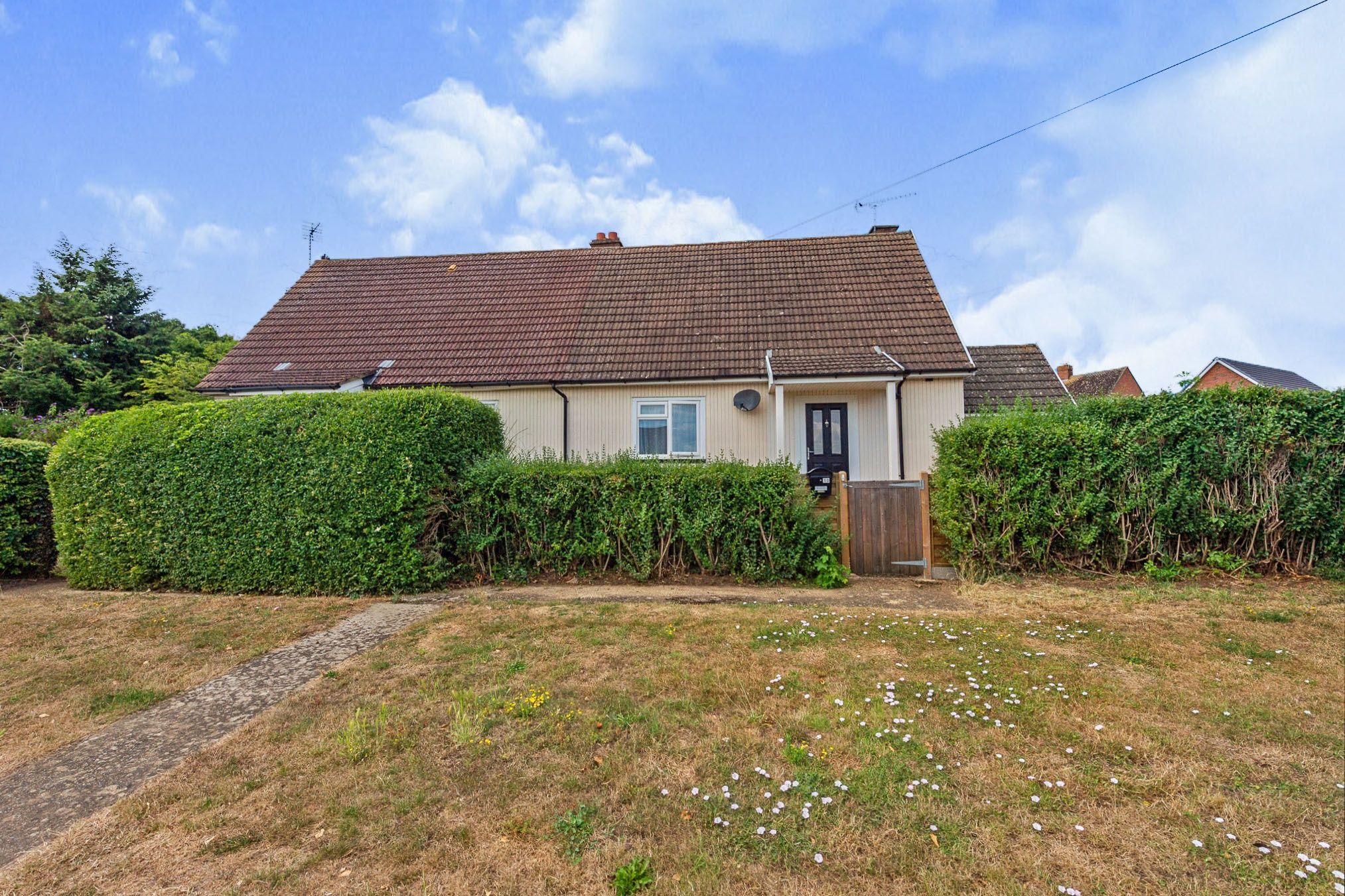 3 bed semidetached house for sale in Kings Road, Maulden, Bedford MK45