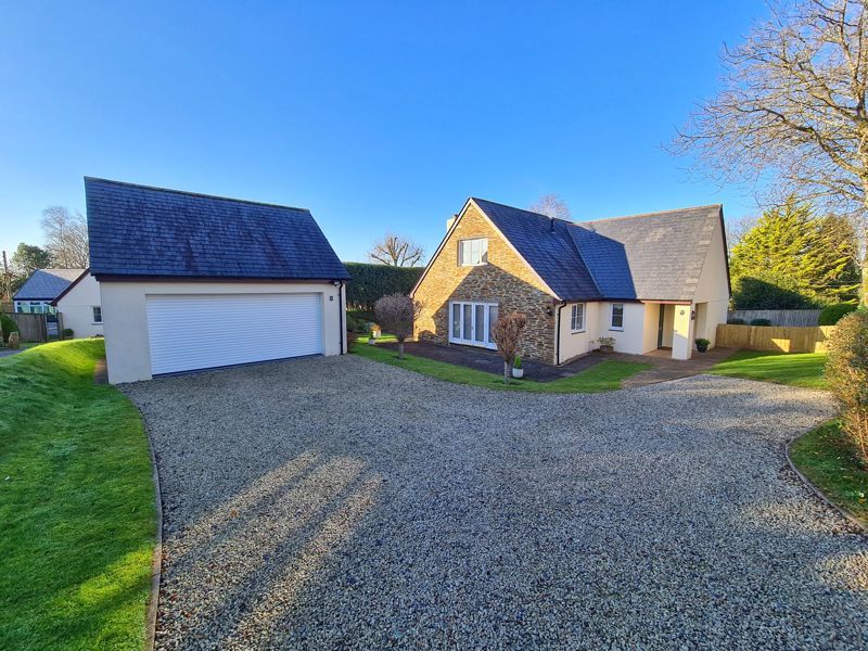 4 bed detached house for sale in bs Orchard, North Tawton EX20 Zoopla