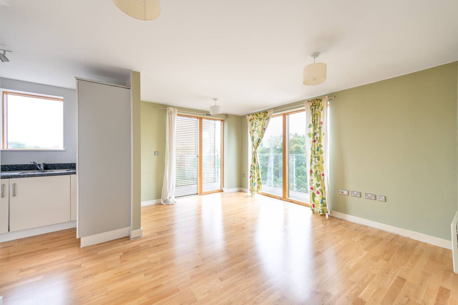 Southern Row, North Kensington, London W10  