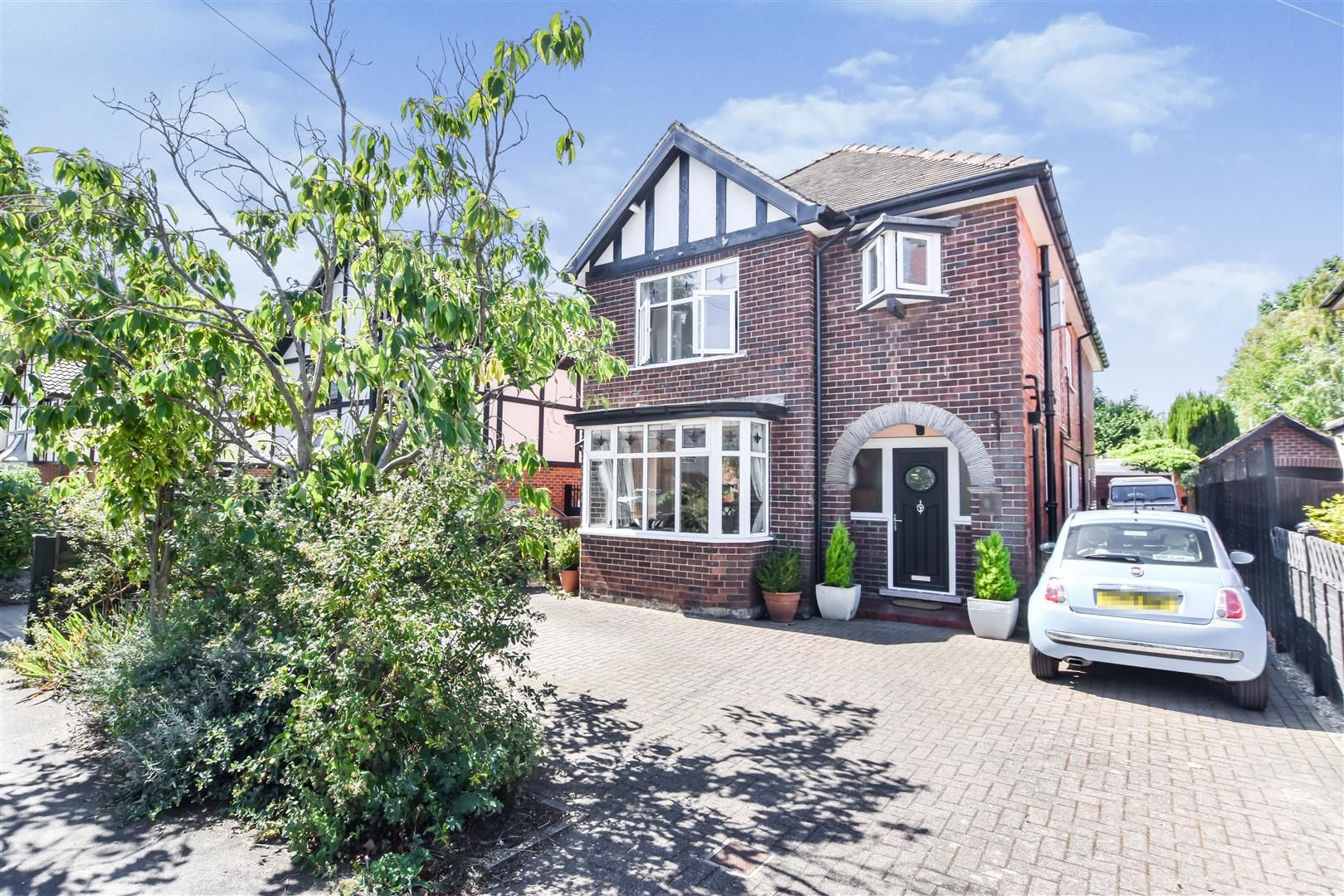 4 bed detached house for sale in Priory Road, Cottingham HU16 Zoopla