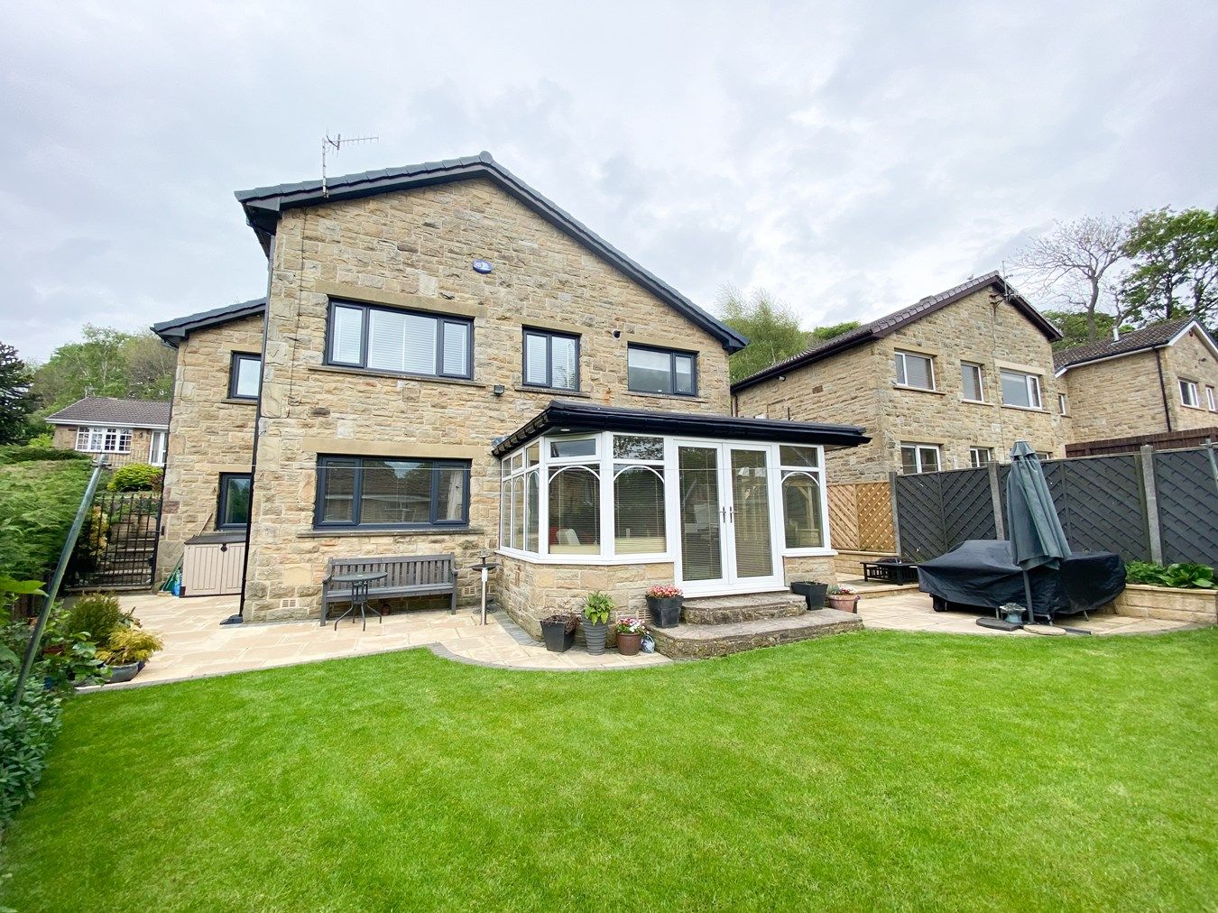 3 bed detached house for sale in Mansion Gardens, Taylor Hill