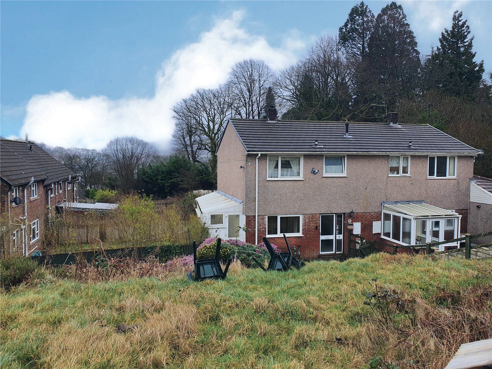 3 bed semidetached house for sale in Caemawr Gardens, Porth, Rhondda