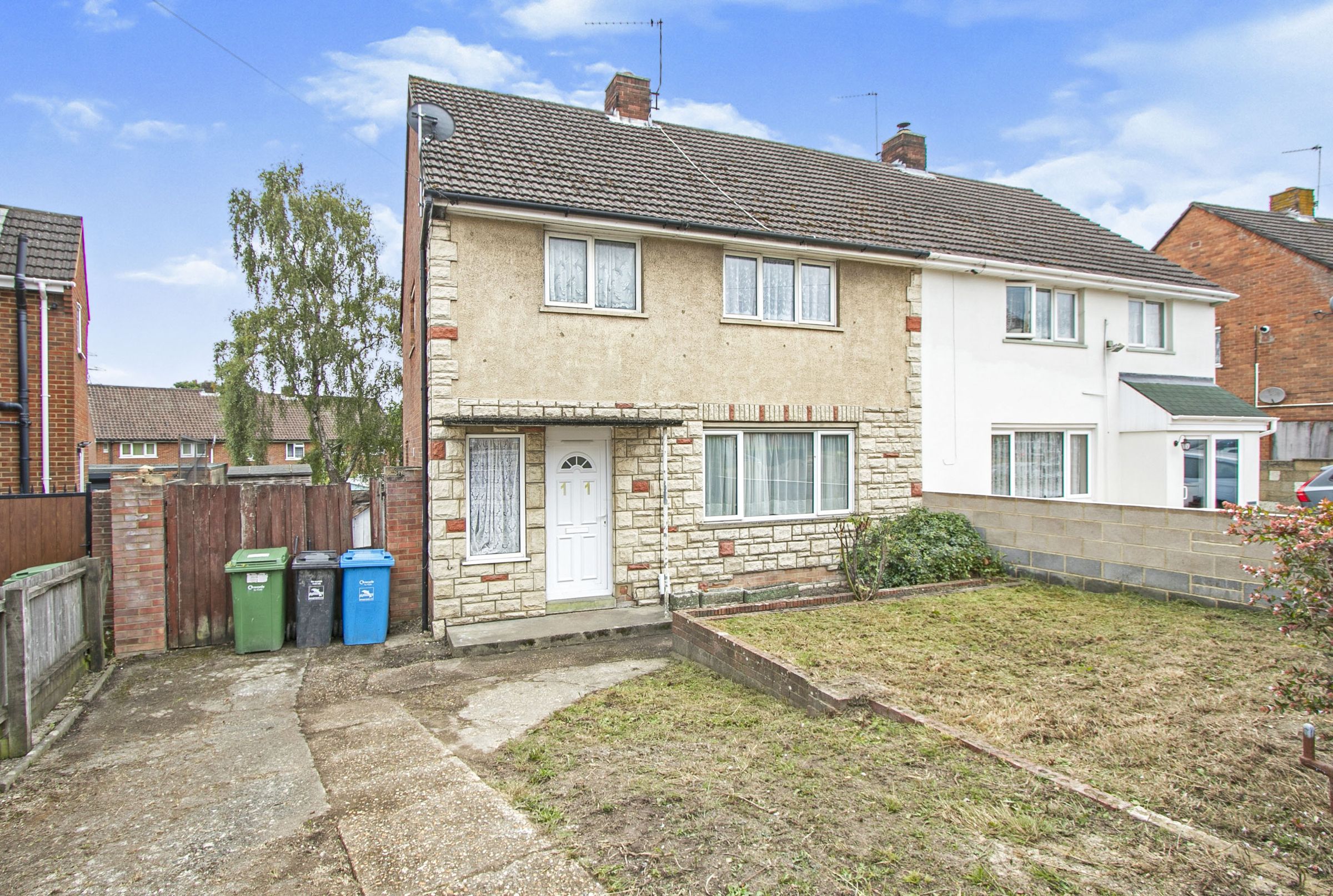 4 bed semidetached house for sale in Bowden Road, Poole BH12 Zoopla