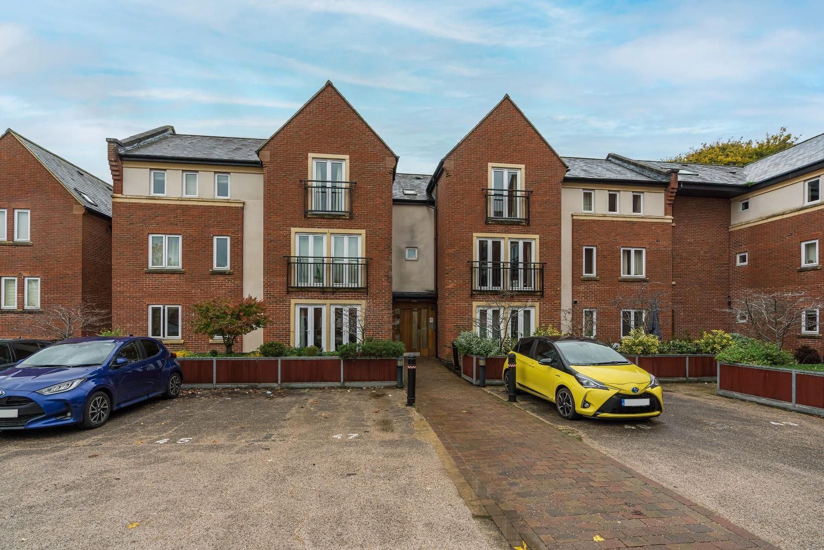 2 bed flat for sale in Whielden Street, Old Amersham, Buckinghamshire HP7 Zoopla