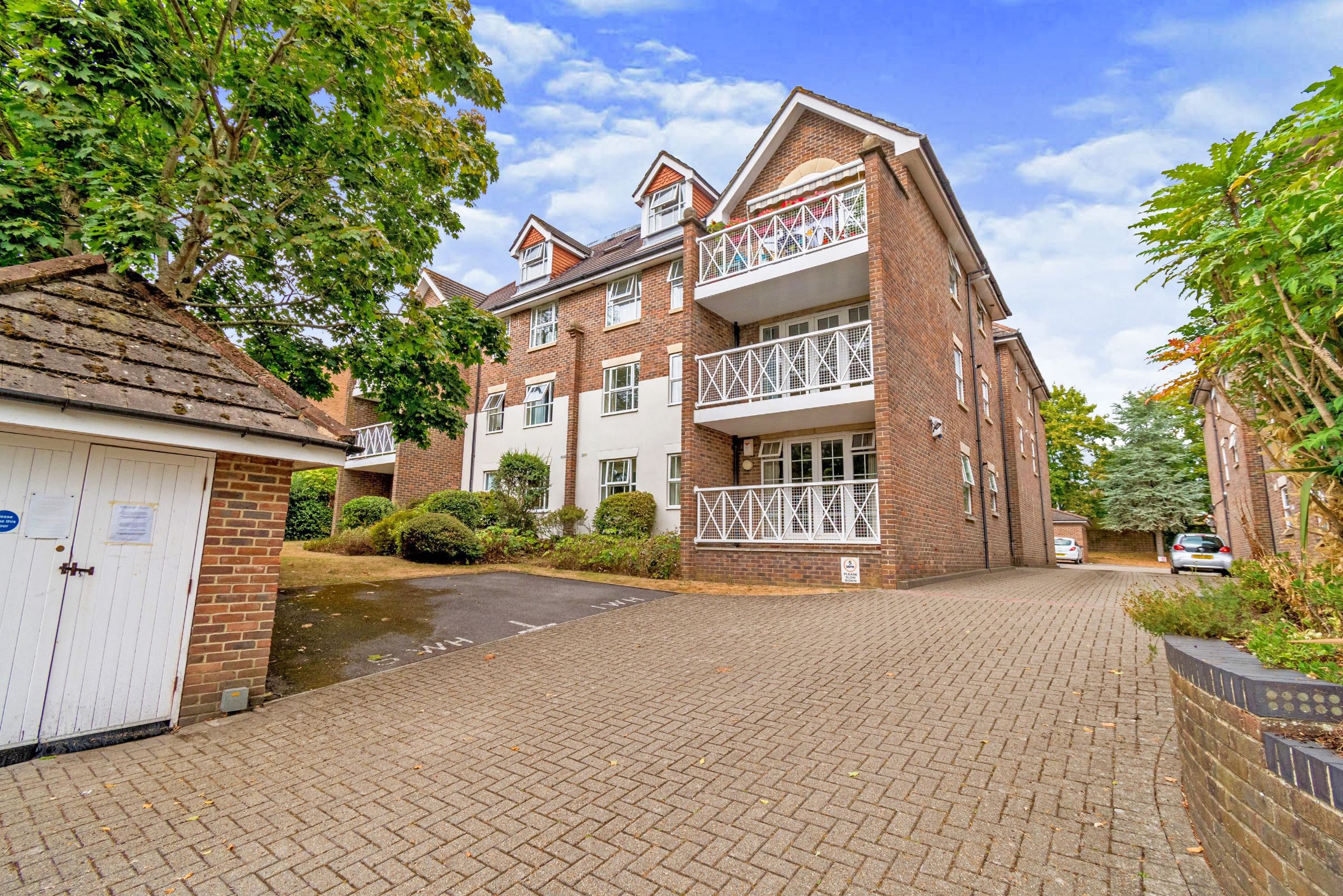 3 bed flat for sale in Winn Road, Southampton SO17 Zoopla