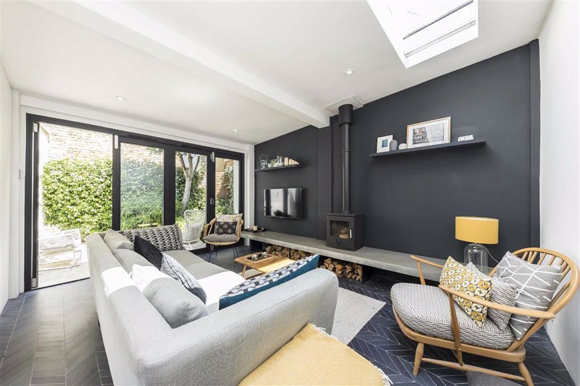 3 bed property for sale in Kennington Lane, London SE11 Zoopla