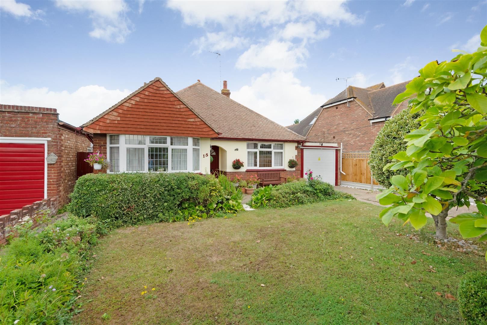 2 bed detached bungalow for sale in Maydowns Road, Chestfield