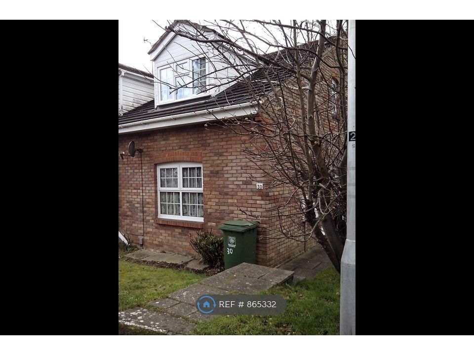 1 bed terraced house to rent in Hunters Close, Tring, Herts. HP23 Zoopla
