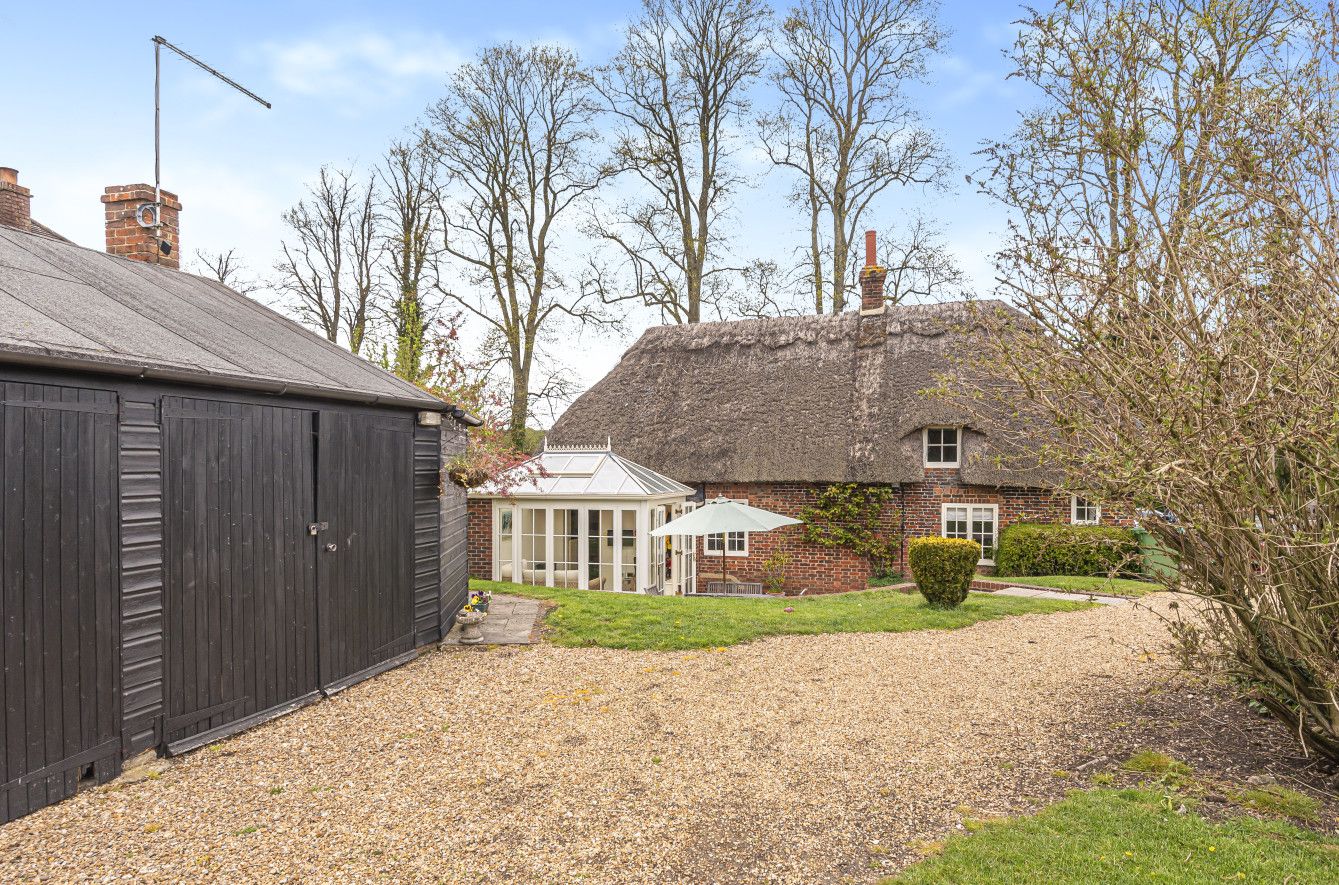 3 bed detached house for sale in Petersfield Road, Ropley, Alresford