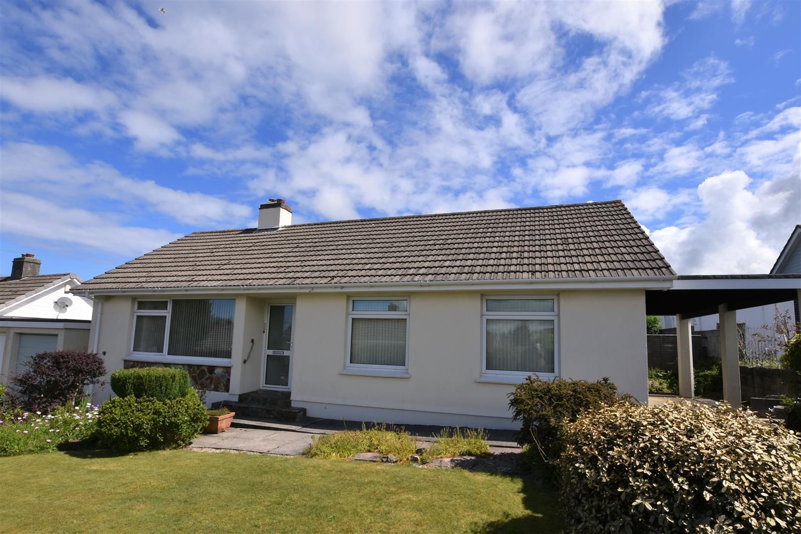 3 bed detached bungalow for sale in Martinvale Avenue, Mount Ambrose