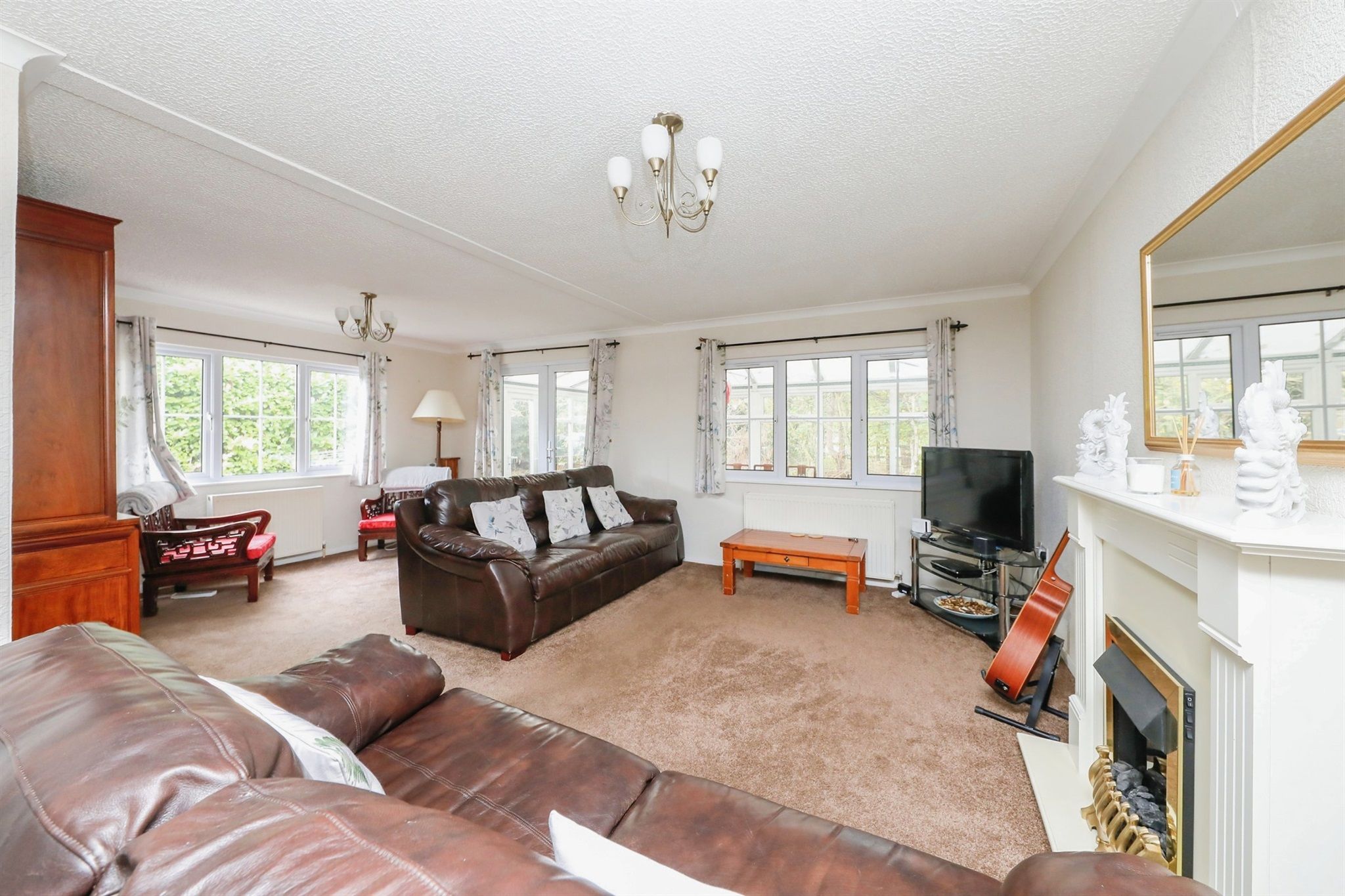 3 bed mobile/park home for sale in Merryhill, Honingham, Norwich NR9