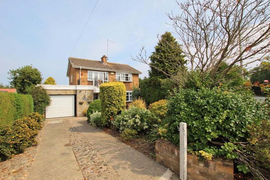 3 bed detached house for sale in Rolston Road, Hornsea HU18 Zoopla