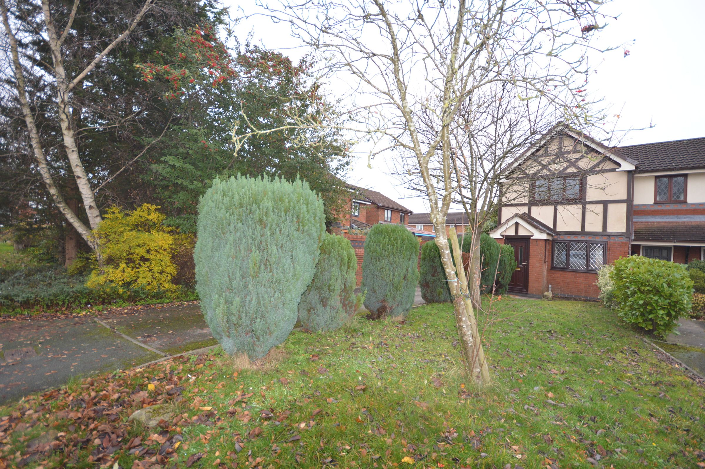 2 bed end terrace house to rent in Chesterton Grove, Ettiley Heath