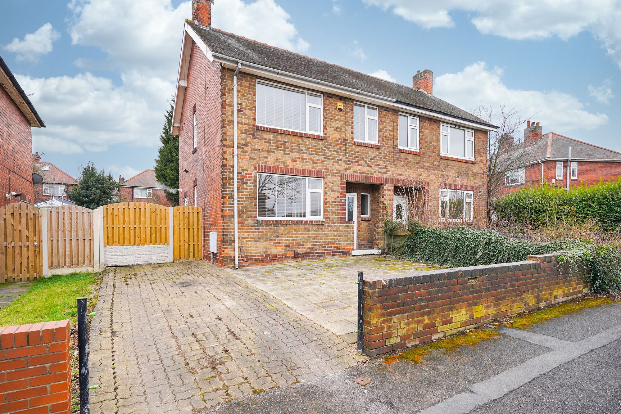 3 bed semidetached house for sale in Grange Road, WathUponDearne S63