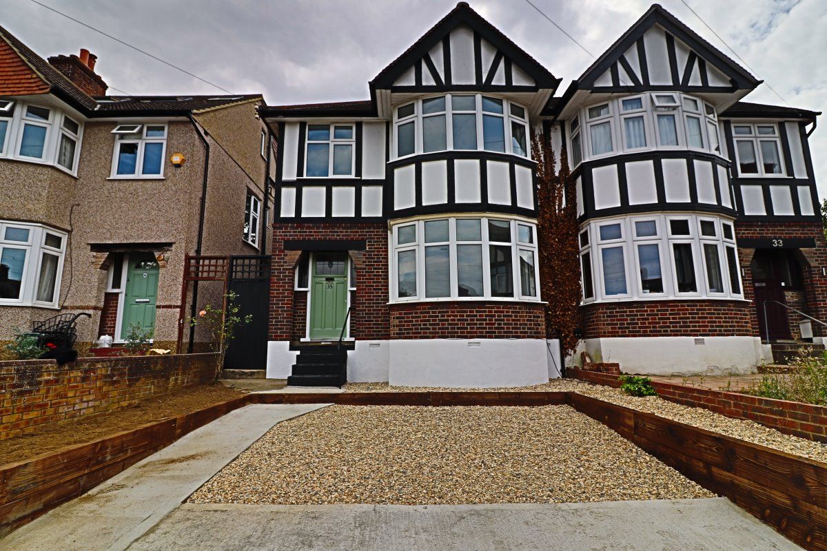 3 bed semidetached house to rent in Hill Close, Chislehurst BR7 Zoopla