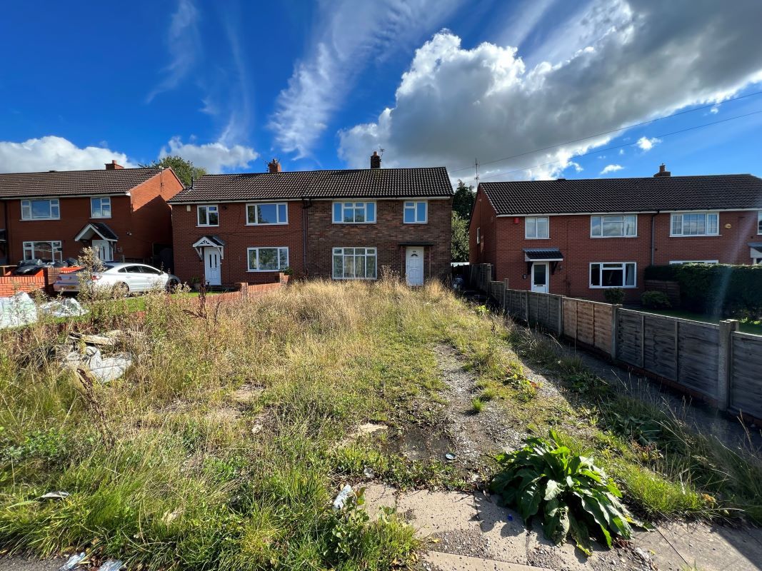 3 bed semidetached house for sale in 42 Gloucester Road, Kidsgrove, StokeOnTrent ST7 Zoopla
