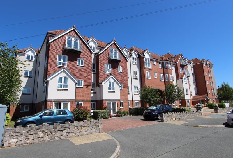 3 bed property for sale in Abbey Road, Rhos On Sea, Colwyn Bay LL28