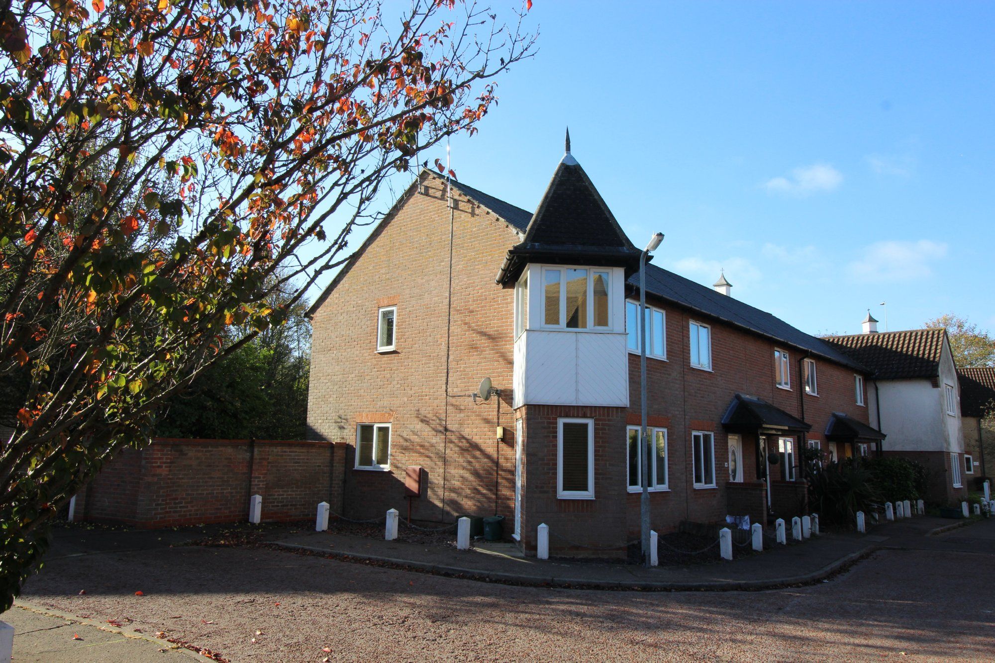 2 bed end terrace house to rent in Dale Close, Stanway, Colchester CO3