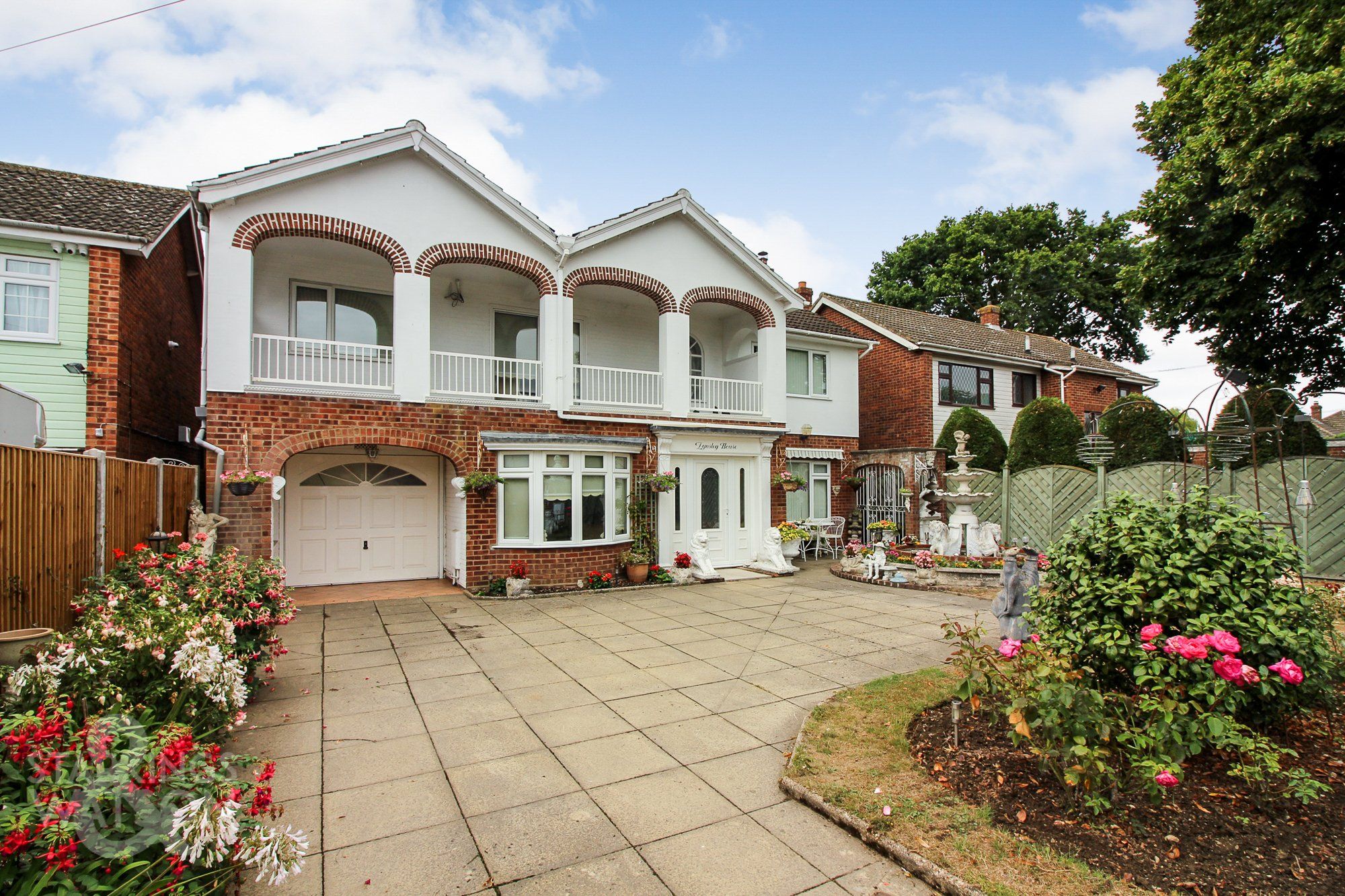 4 bed detached house for sale in The Street, Blofield, Norwich NR13