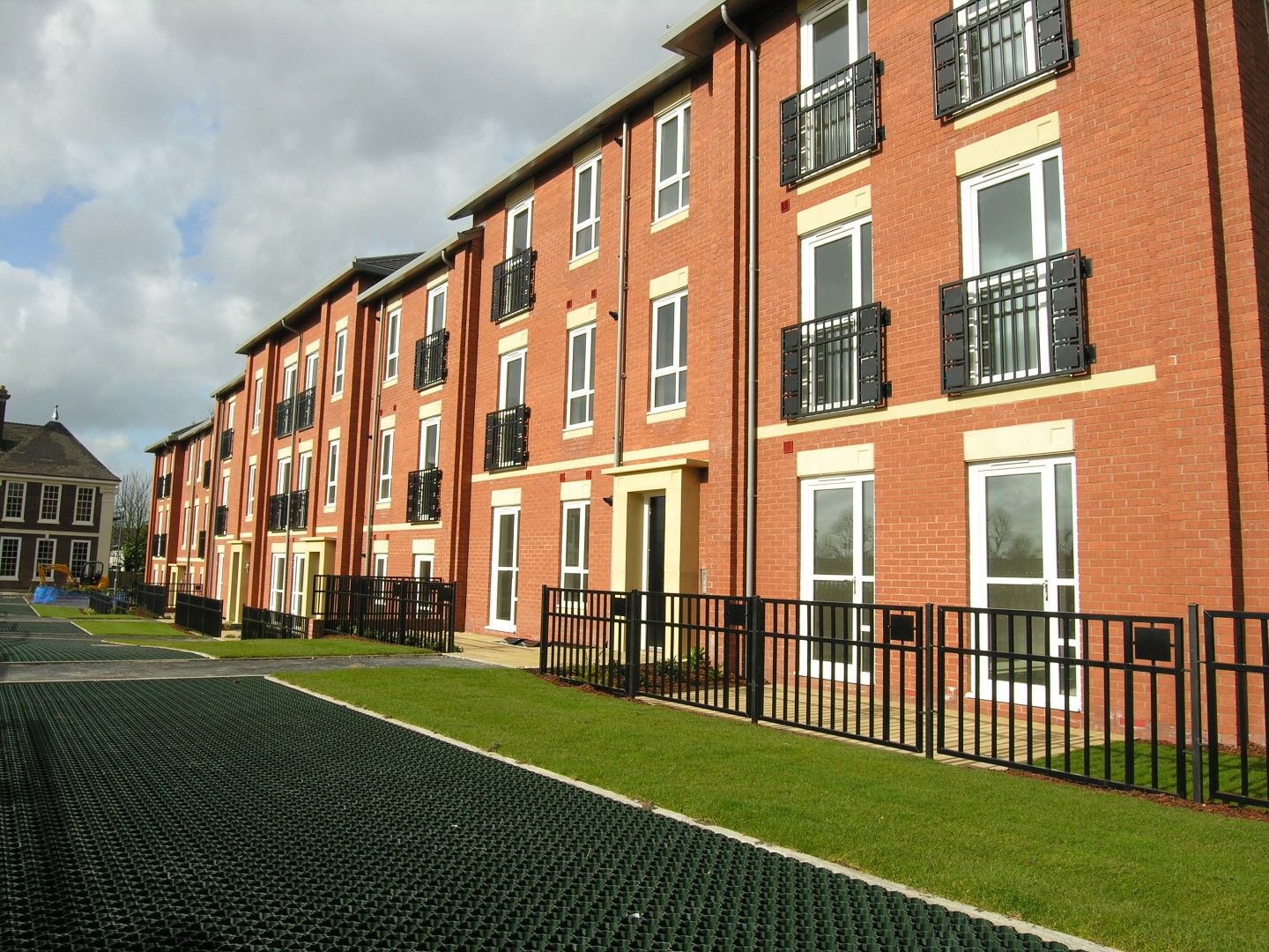 2 bed flat for sale in Lowbridge Walk, Claremont, Bilston, West