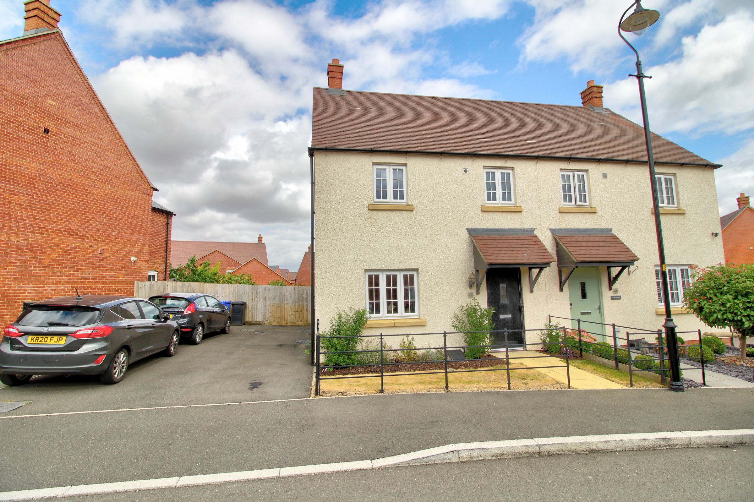 3 bed semidetached house for sale in Delorean Way, Brackley NN13 Zoopla