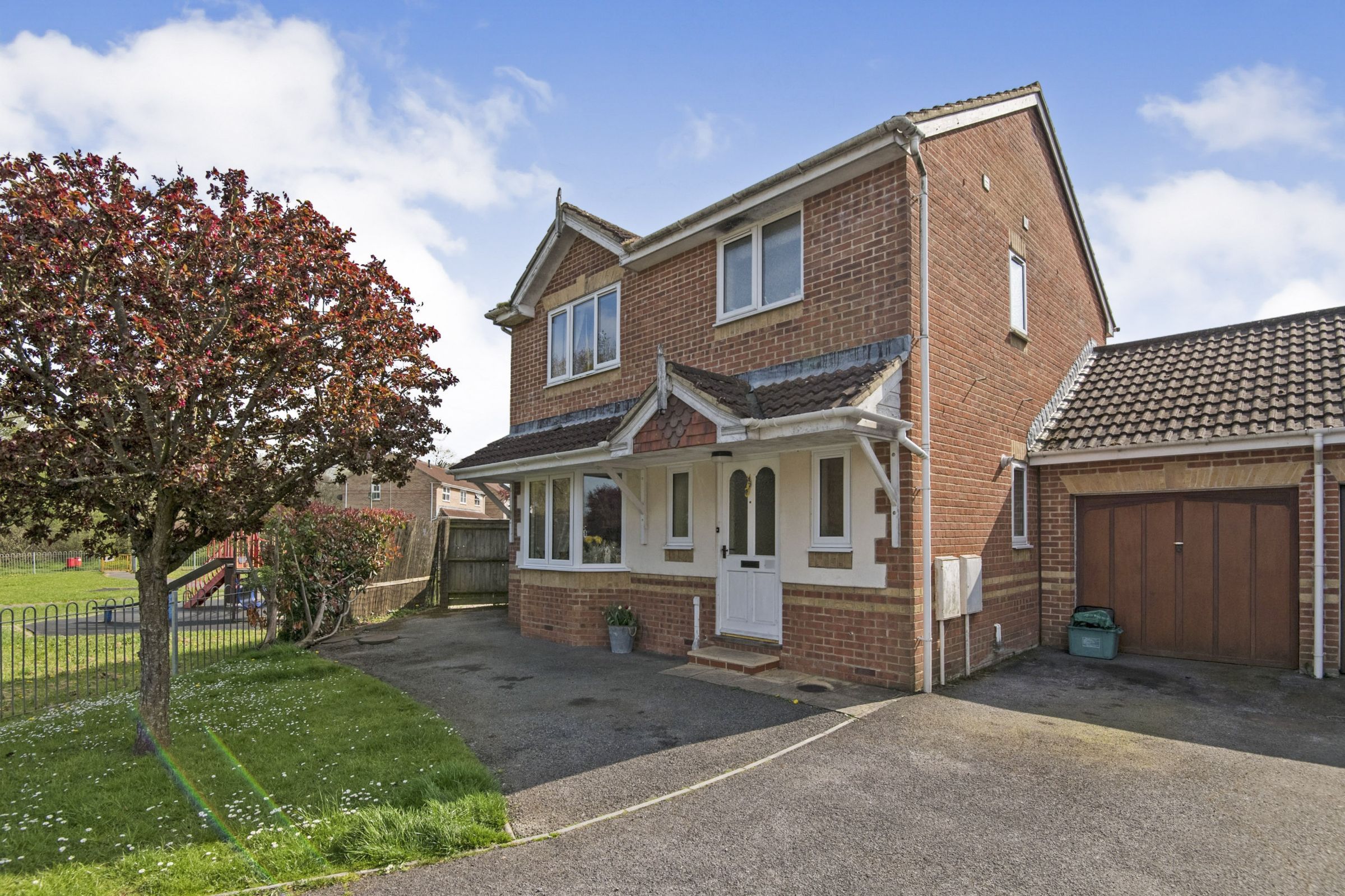 3 bed detached house for sale in Willow Walk, Honiton, Devon EX14 Zoopla