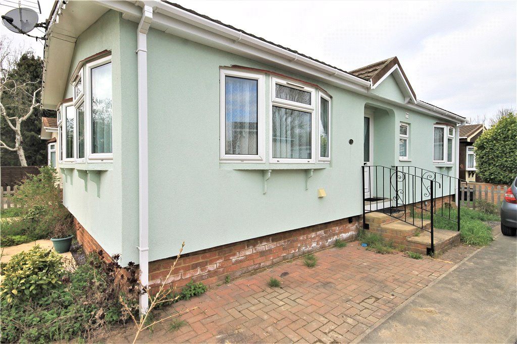 South Side Penton Park, Chertsey KT16