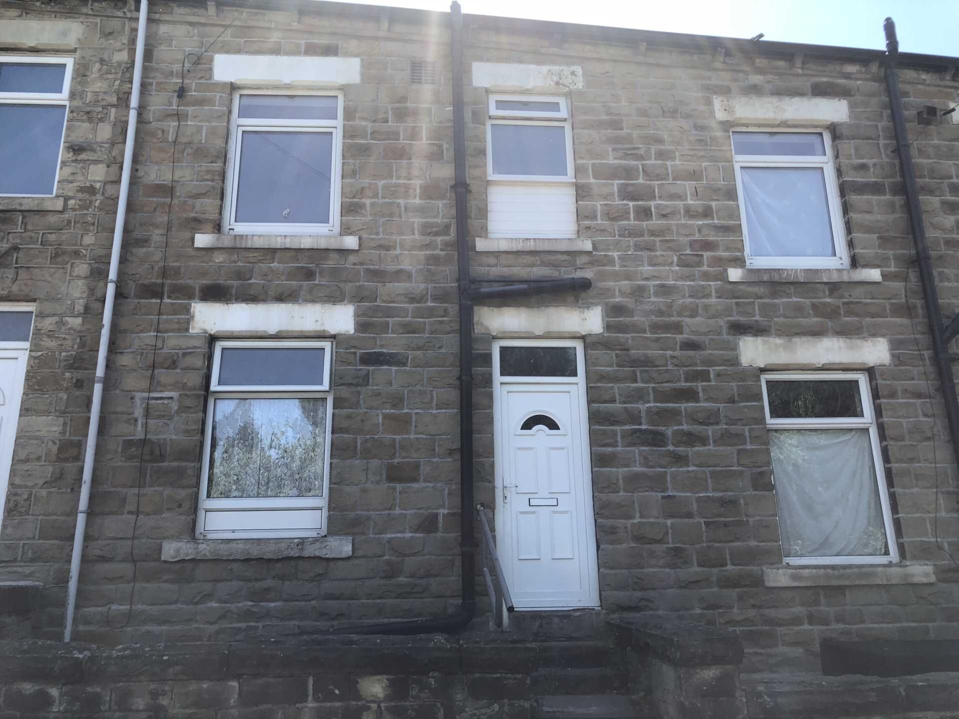 2 bed terraced house to rent in West Street, Batley WF17 Zoopla