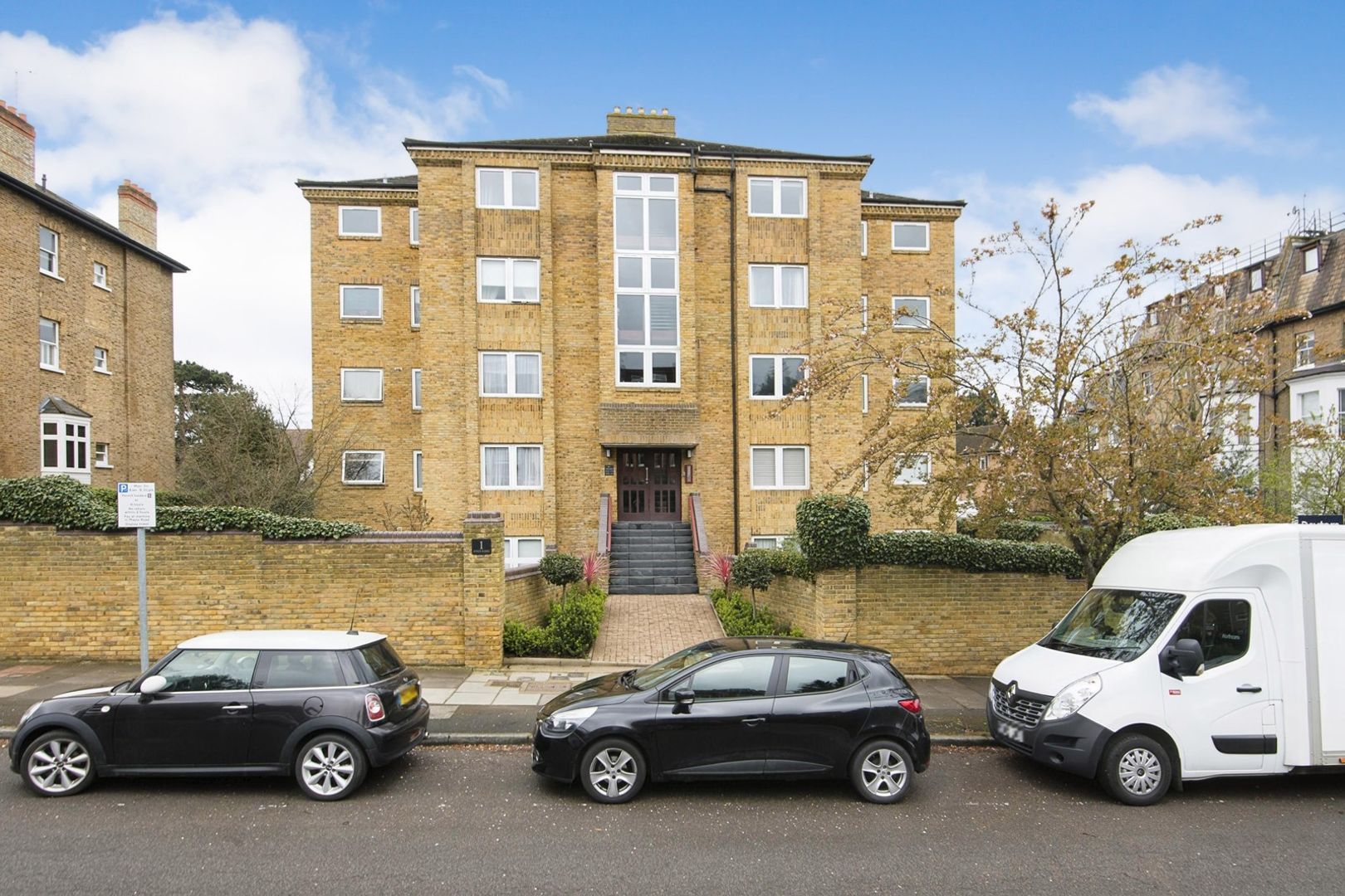 2 bed flat for sale in 1 Avenue Elmers, Surbiton KT6 Zoopla