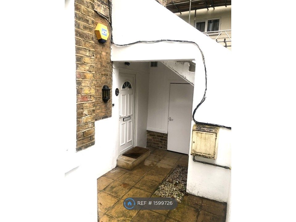 2 bed flat to rent in Elmwood Road, Croydon CR0 Zoopla