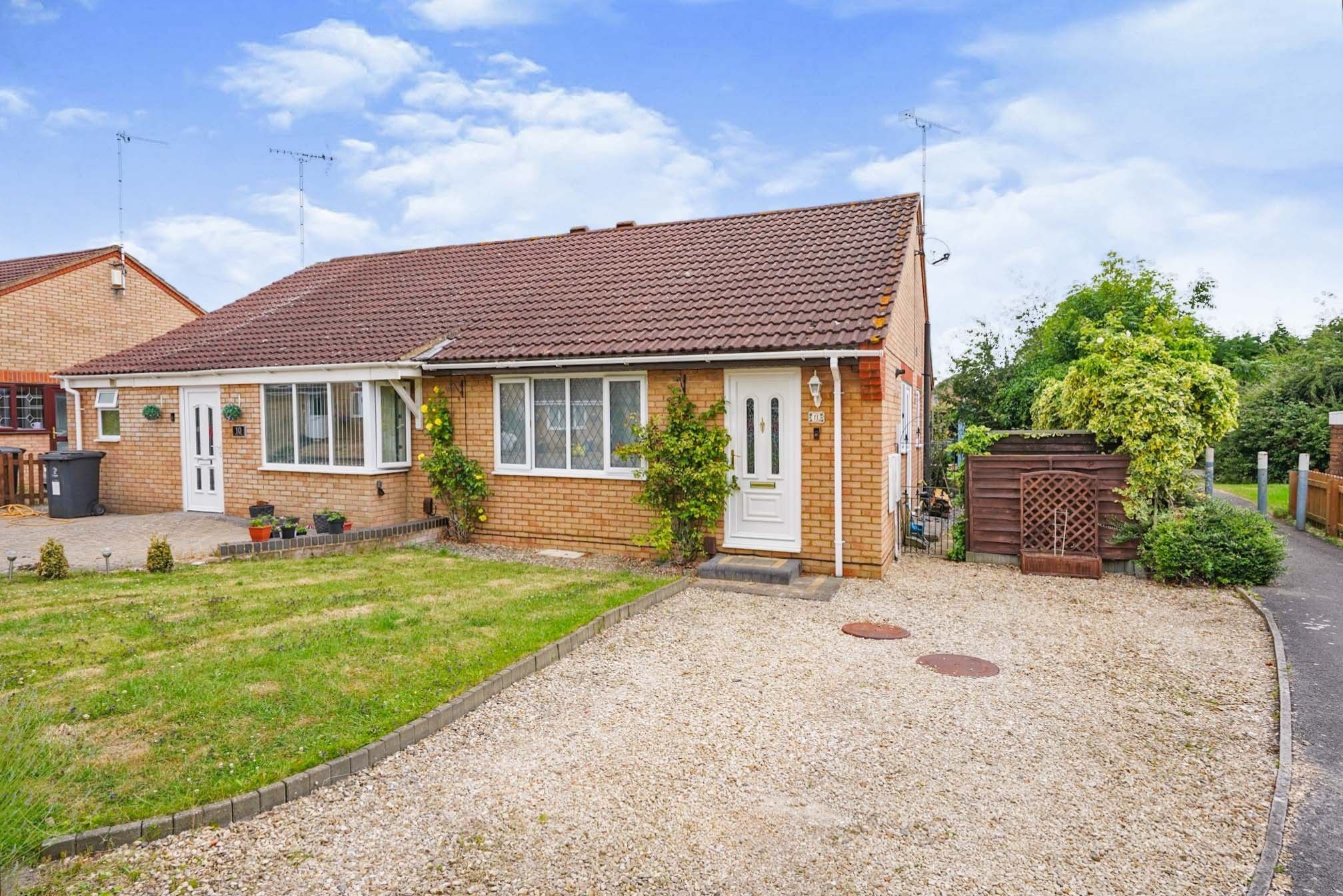 2 bed semidetached bungalow for sale in Paulet Close, Grange Park, Swindon SN5 Zoopla