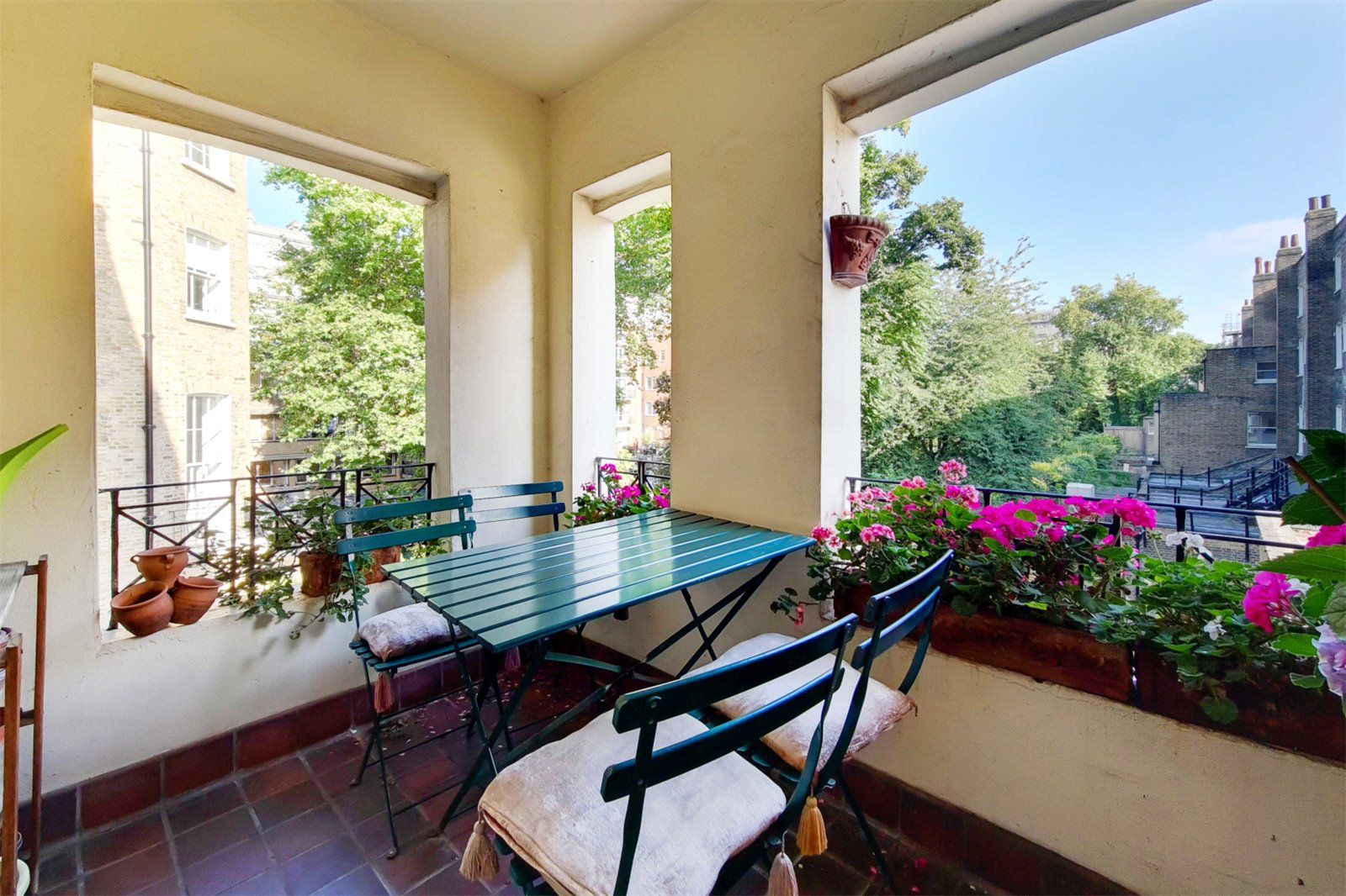 1 bed flat for sale in Russell Square, Bloomsbury, London WC1B Zoopla