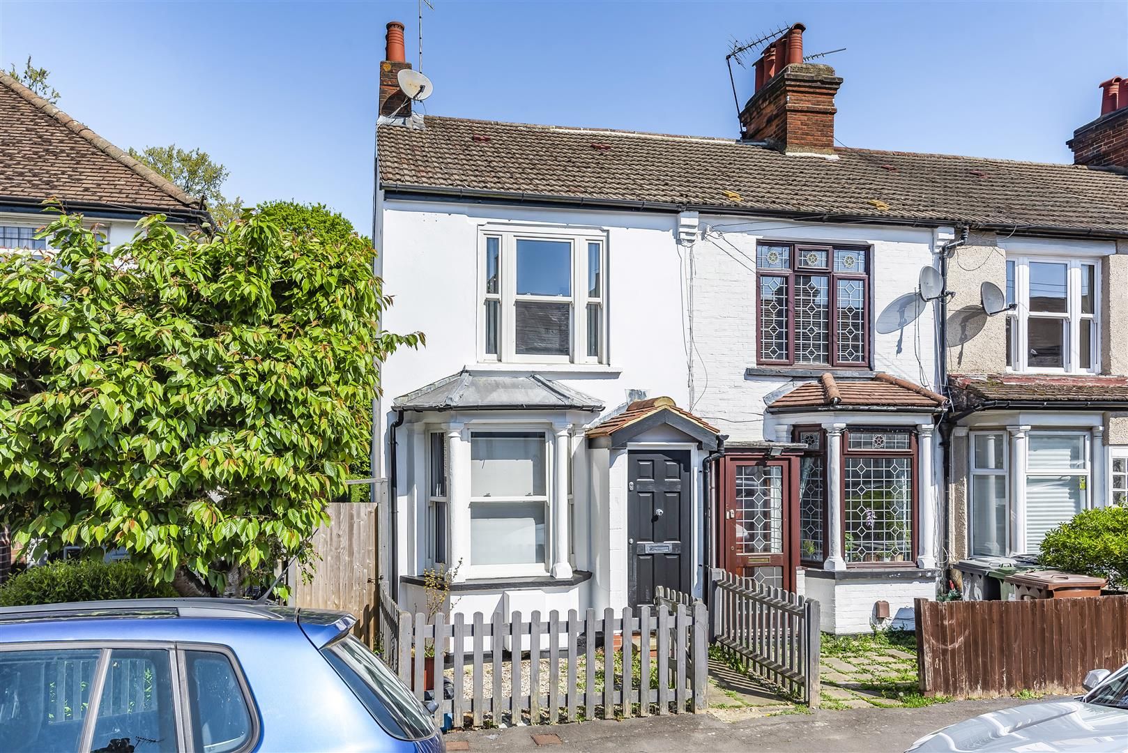2 bed end terrace house for sale in Rosebery Road, Bushey WD23 Zoopla
