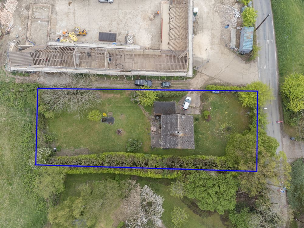 3 bed detached house for sale in Tinkers Lane, Kingston, Cambridge CB23