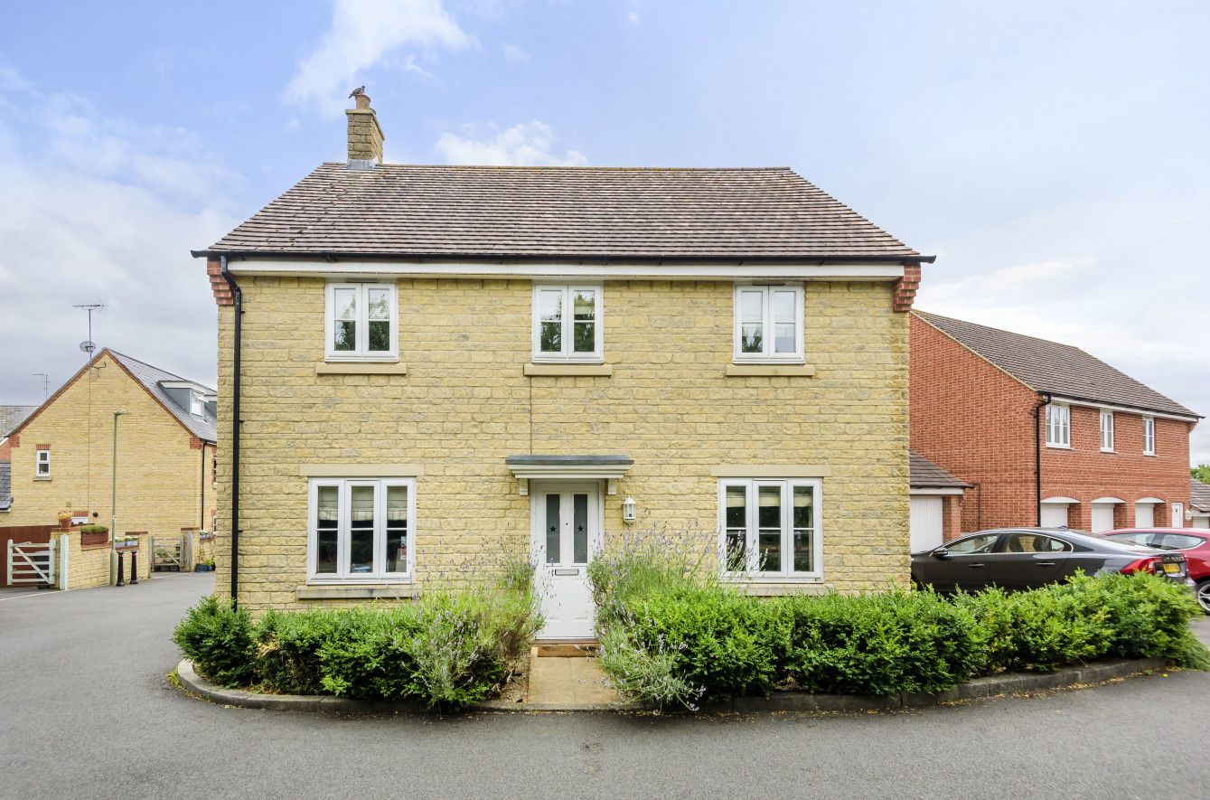 4 bed detached house for sale in Faringdon, Oxfordshire SN7 Zoopla