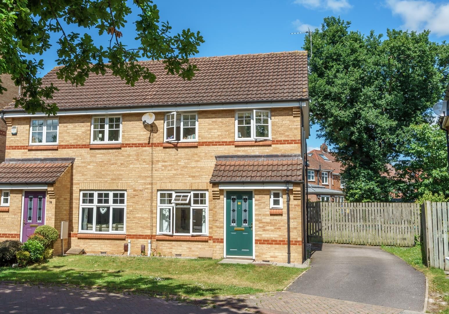 3 bed semidetached house for sale in Redbarn Drive, Osbaldwick, York