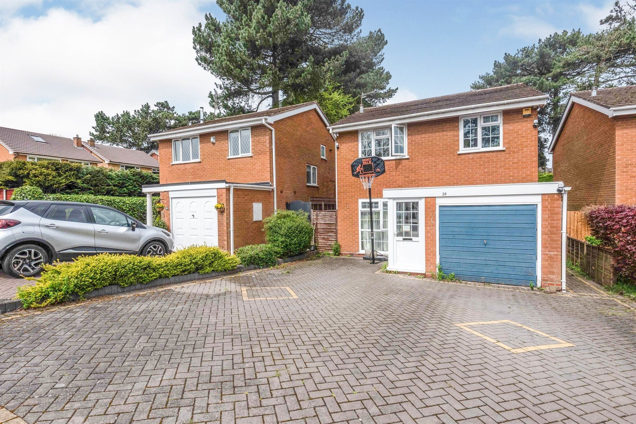 3 bed detached house for sale in Pineview, Northfield, Birmingham B31