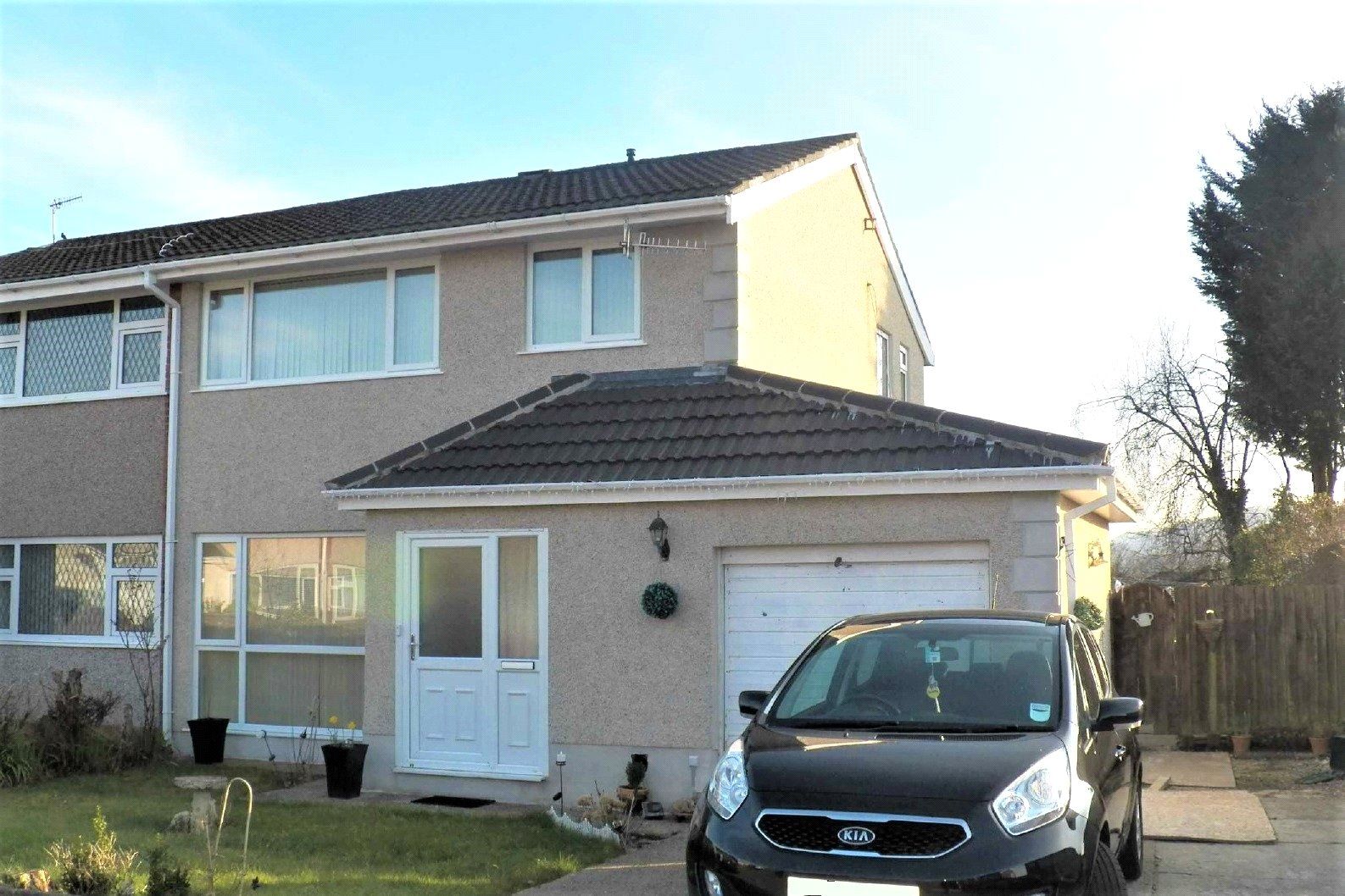 3 bed semidetached house for sale in Maes Rhosyn, Rhos, Neath Port Talbot SA8 Zoopla