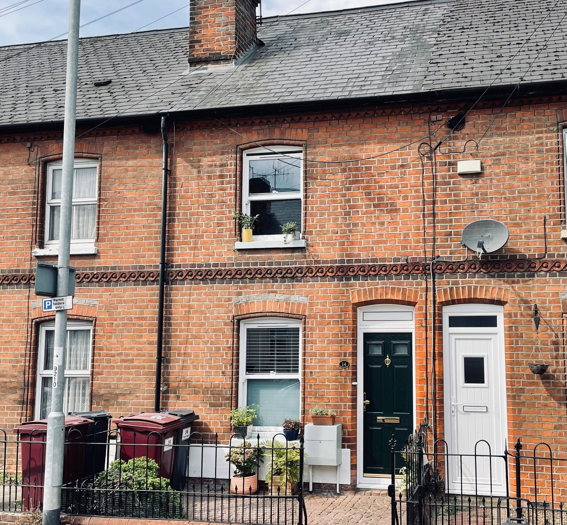 3 bed terraced house for sale in Elgar Road, Reading RG2 Zoopla