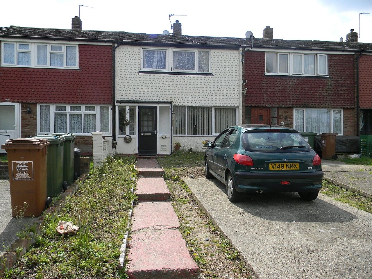 3 bed terraced house to rent in Wickham Street, Welling DA16 Zoopla