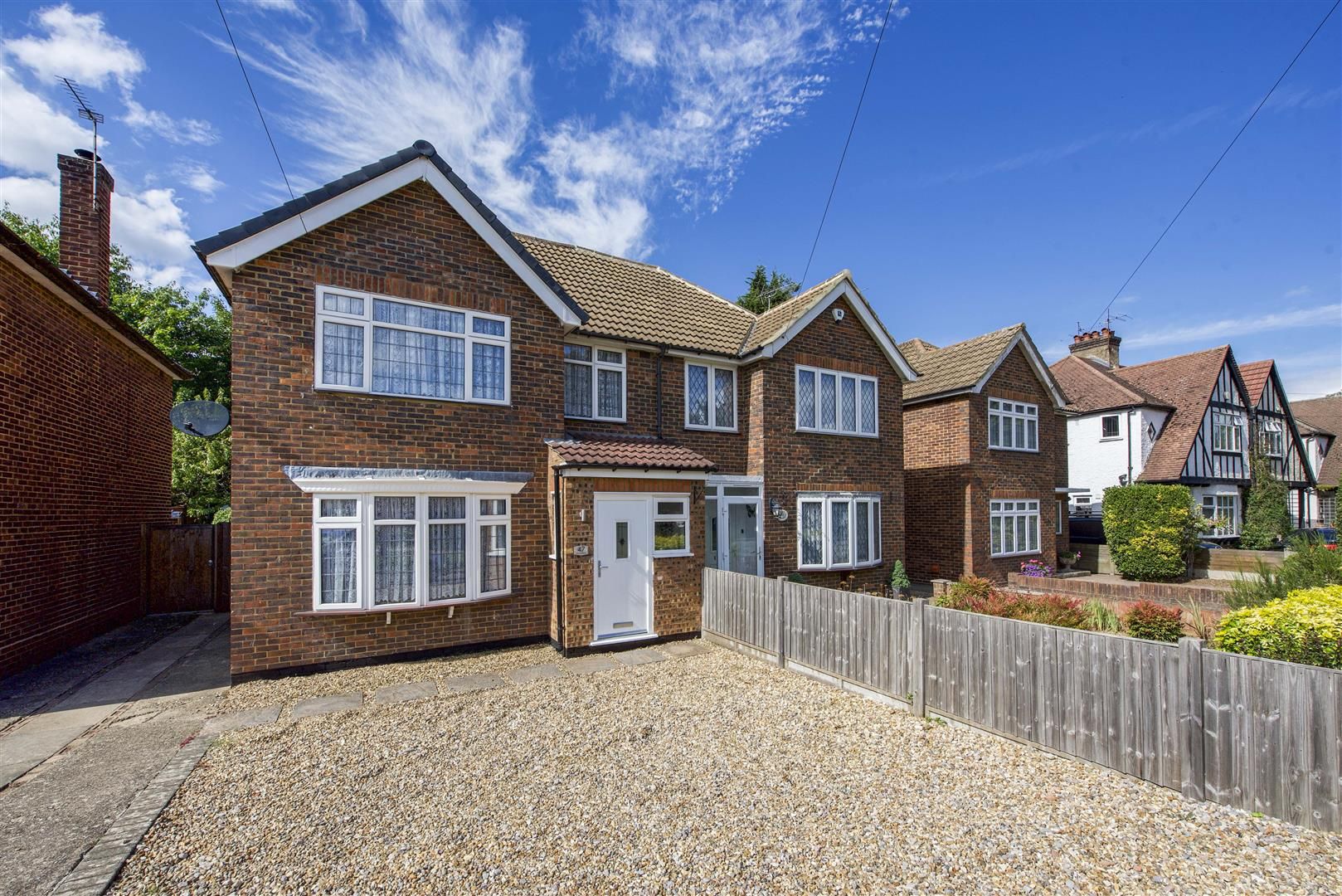 3 bed semidetached house for sale in Moorfield Road, Denham, Uxbridge