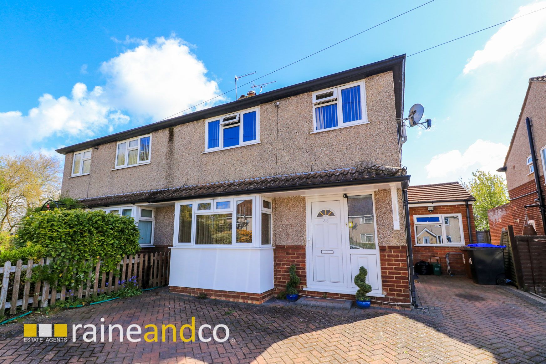 5 bed semidetached house for sale in Parsonage Lane, Welham Green AL9